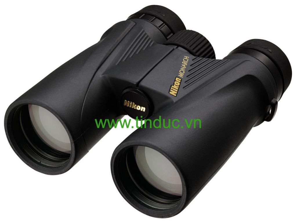 Ống nhòm ban ngày Nikon Monarch 10x42 